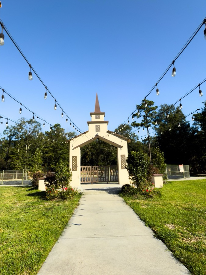 Wedding venue in Polk County near Lake Livingston TX — Inspira Ranch outdoor chapel